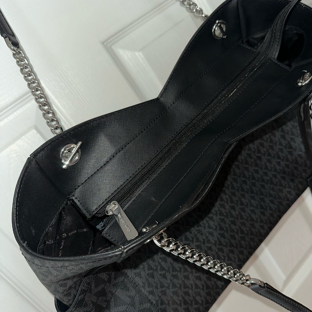 Michael Kors Black Tote Bag - Picture 9 of 11